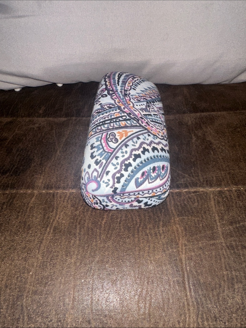 Vera Bradley Retired Provence Paisley Hard Clamshell Eyeglass Case only - Picture 5 of 6